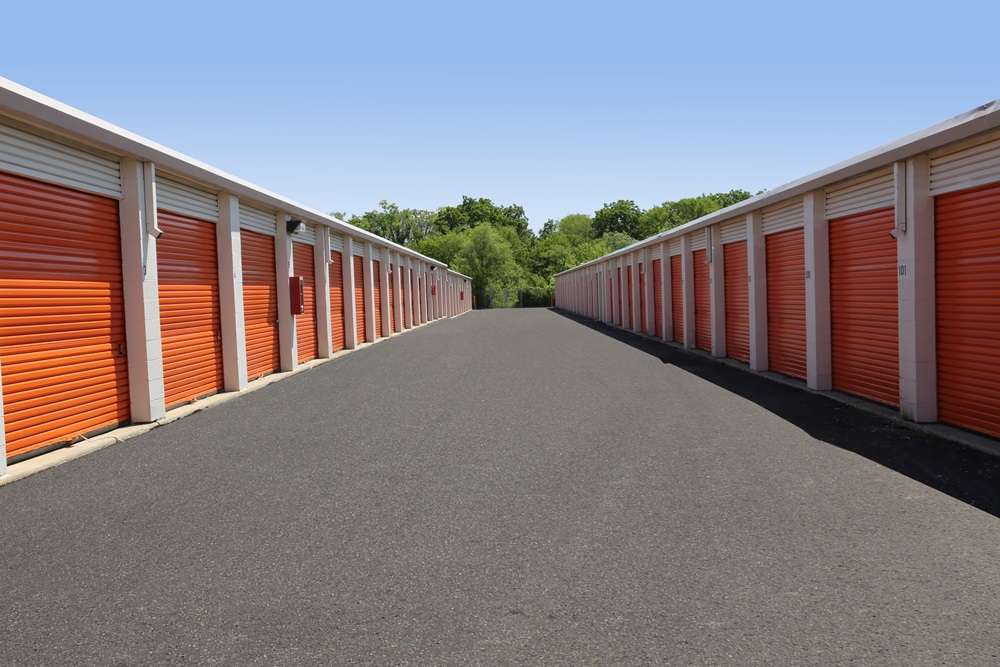 Public Storage | 945 N Farnsworth Ave, Aurora, IL 60505 | Phone: (331) 431-5452