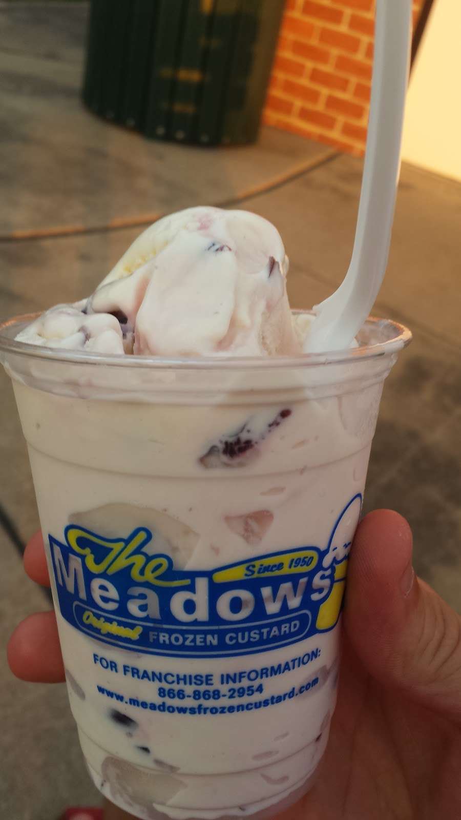 Meadows Frozen Custard | 35 S Willowdale Dr, Lancaster, PA 17602 | Phone: (717) 399-4770