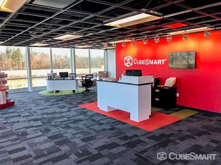 CubeSmart Self Storage | 43735 Eastgate View Drive, Chantilly, VA 20152, USA | Phone: (571) 250-6613