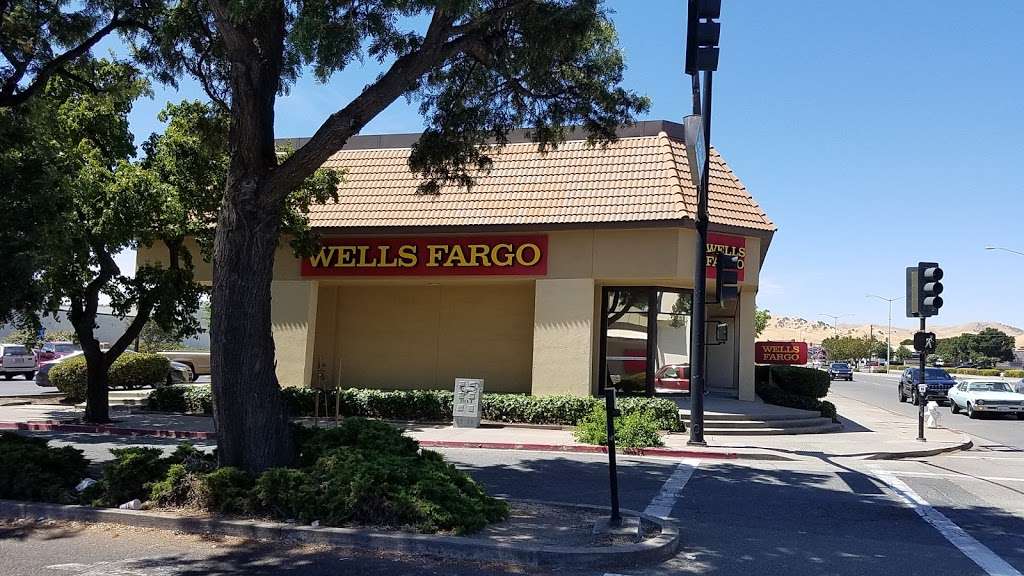 Wells Fargo Bank | 2601 Somersville Rd, Antioch, CA 94509, USA | Phone: (925) 754-4284