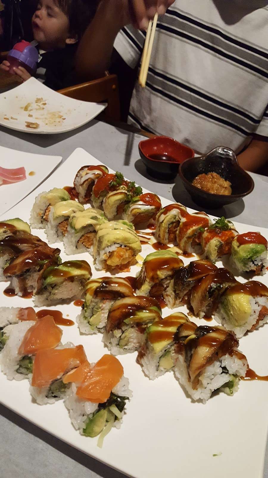 Sake 2 Me Sushi | 3921 Cochran St, Simi Valley, CA 93063, USA | Phone: (805) 527-9999