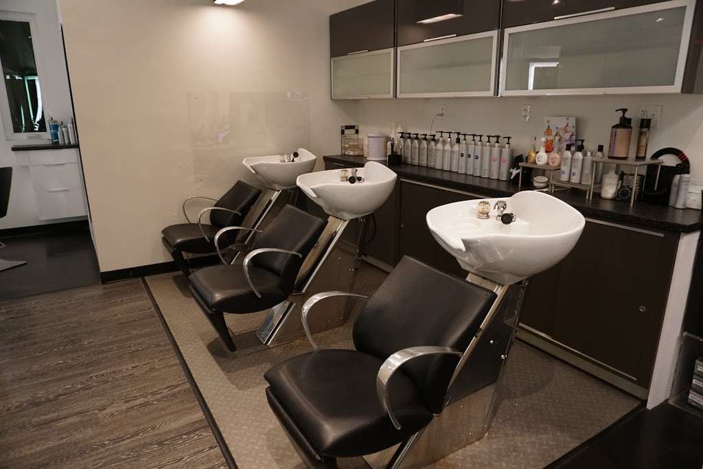 Dramatics Luxe, Salon|Spa | 402 W Center St, West Bridgewater, MA 02379 | Phone: (508) 580-4050