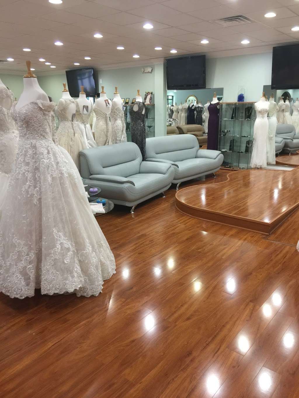 Bridals by Elena | 331 Gambrills Rd Suite #5, Gambrills, MD 21054, USA | Phone: (410) 923-2881