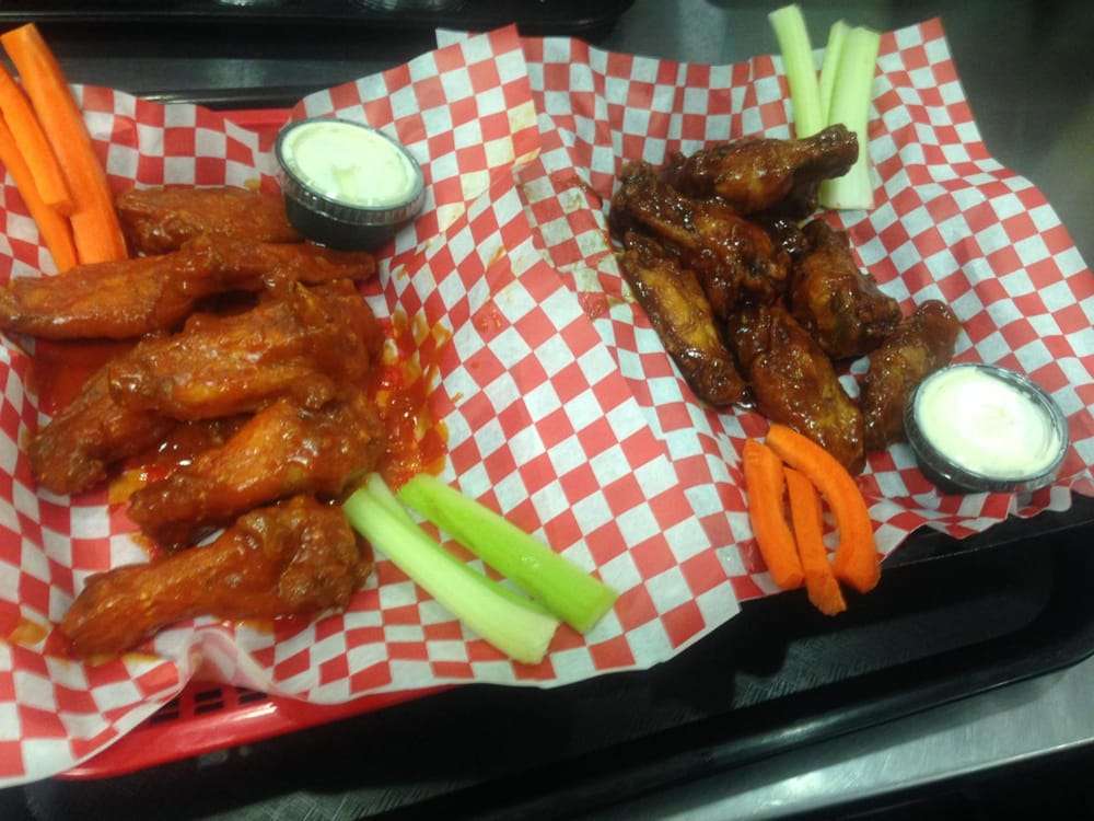 Express Pizza N Wings | 1632 E Valley Pkwy, Escondido, CA 92027, USA | Phone: (760) 755-7511