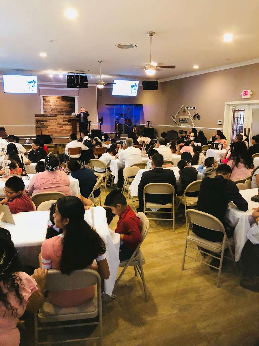 Iglesia Apostolica (IAFCJ) | 10810 Burman St, Houston, TX 77029 | Phone: (281) 624-9962