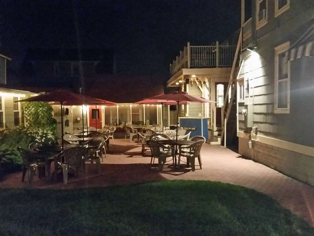 The Island Guest House | 207 3rd St, Beach Haven, NJ 08008, USA | Phone: (609) 709-5791