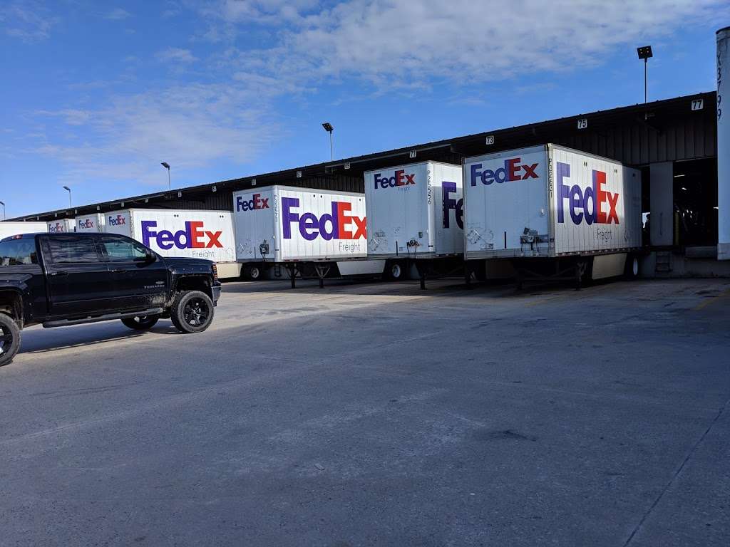 FedEx Freight | 4349 Scott Futrell Dr, Charlotte, NC 28214, USA | Phone: (800) 814-1978