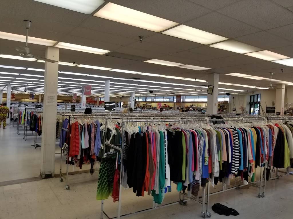 Value Village | 5604 Ritchie Hwy #3, Brooklyn Park, MD 21225, USA | Phone: (410) 789-8621