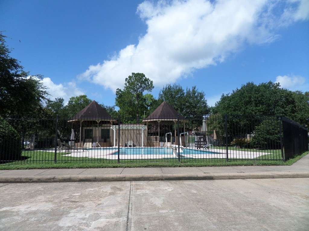 Searls Neighborhood Pool | 732 Merrick Dr, Sugar Land, TX 77478, USA