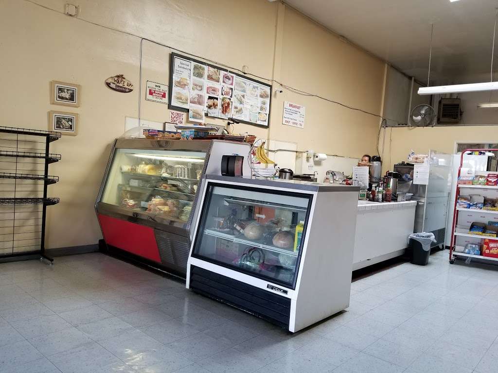 Mac Arthur Deli | 5929 MacArthur Blvd, Oakland, CA 94605 | Phone: (510) 568-1679