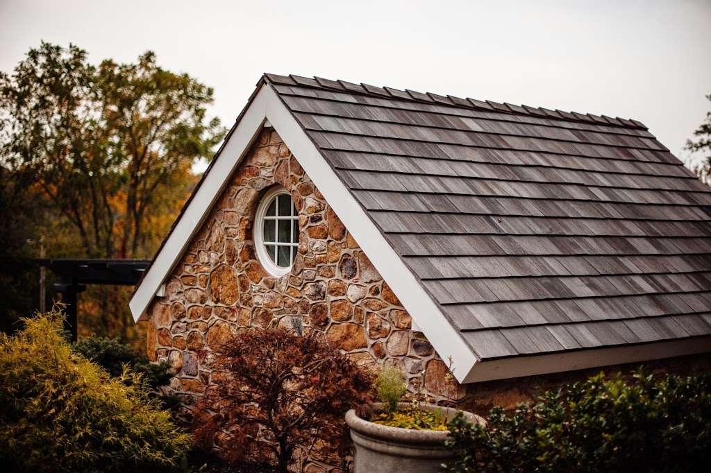 The Cedar Roof Company | 185 Lancaster Ave # 1, Malvern, PA 19355 | Phone: (610) 647-3099