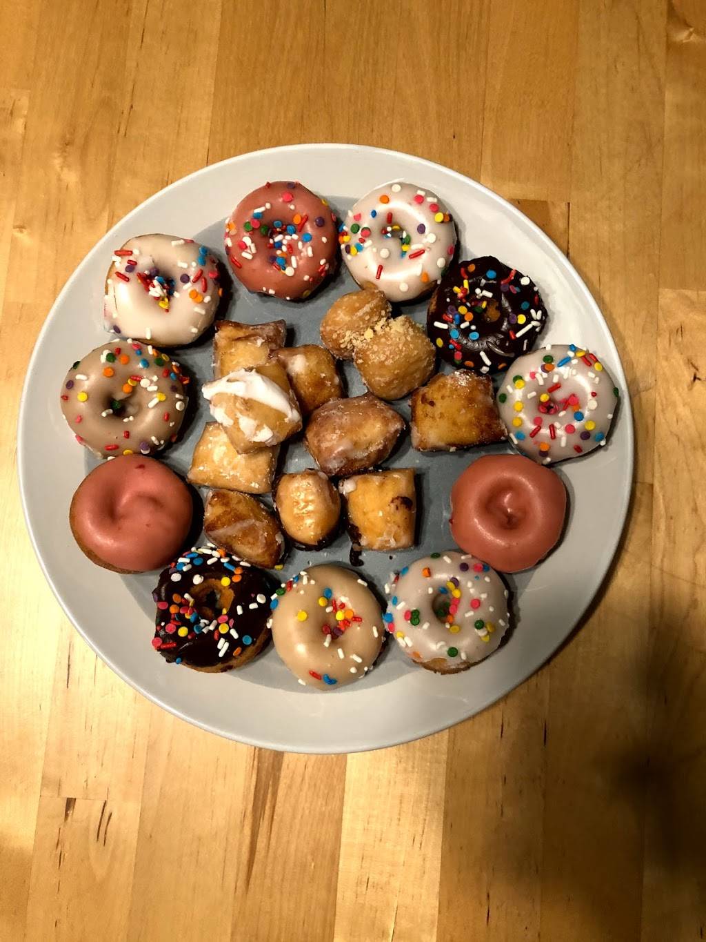 The Donut Hole | 3305 S Peoria Ave, Tulsa, OK 74105, USA | Phone: (918) 771-8800