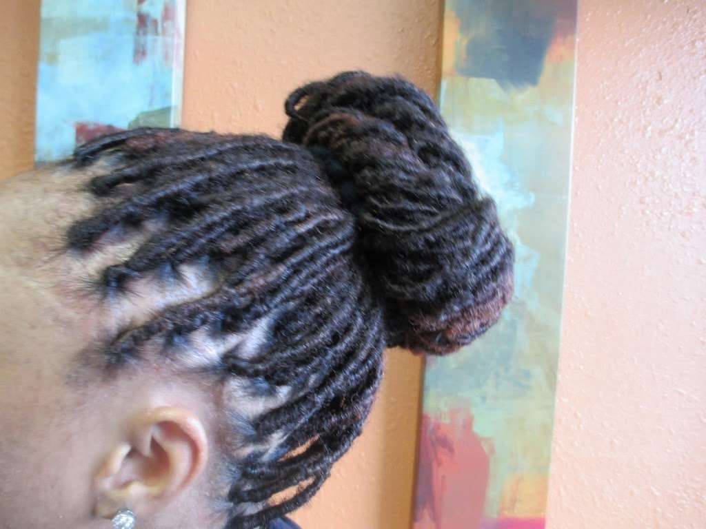 Braids Your Way | 2107 W Manchester Ave, Los Angeles, CA 90047, USA | Phone: (323) 758-5602