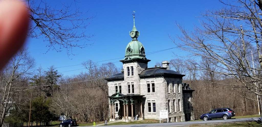 Akin Free Library | Pawling, NY 12564, USA | Phone: (845) 855-5099