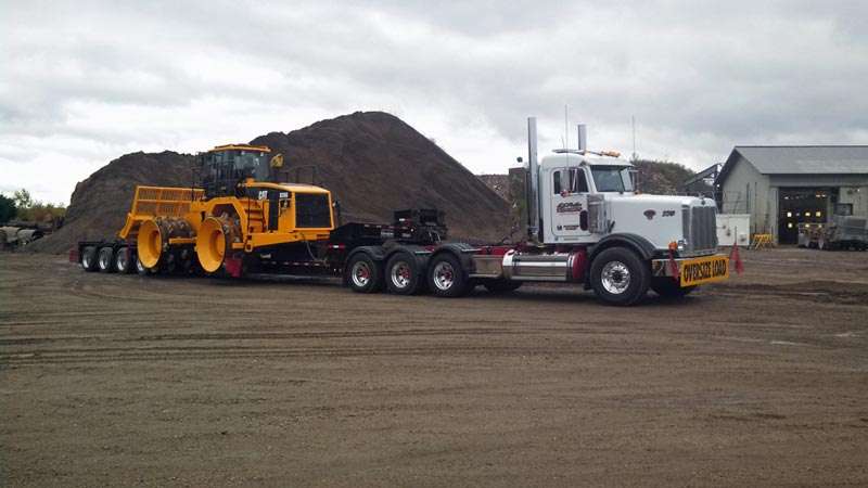 xcavator Heavy Haul | 625 Lake St, Hobart, IN 46342 | Phone: (219) 945-9131