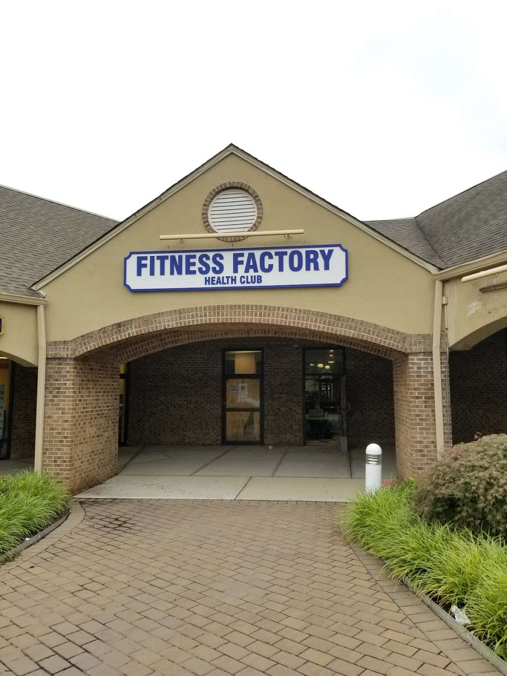 Fitness Factory Health Club | 120 Cedar Grove Ln, Somerset, NJ 08873, USA | Phone: (732) 868-1900