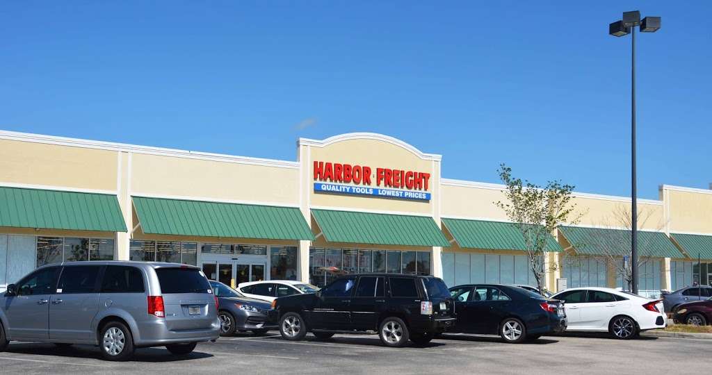 Harbor Freight Tools | 1317 E Osceola Pkwy, Kissimmee, FL 34744, USA | Phone: (407) 518-4946