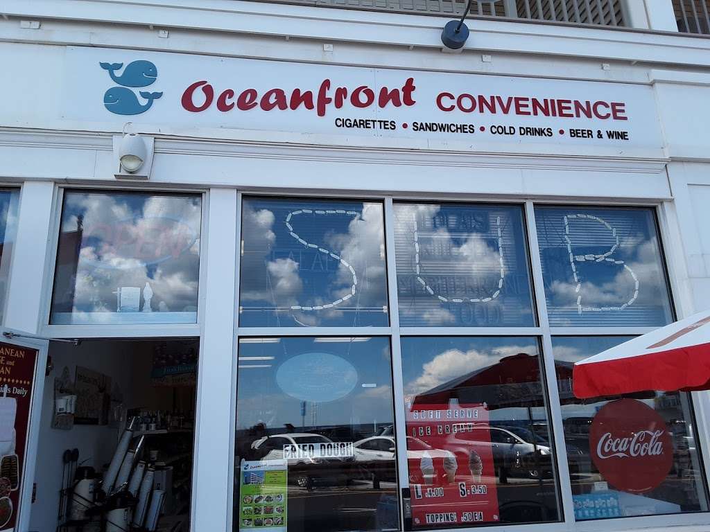 Oceanfront Covenience Store & Lolas kitchen Mediterranean Food | 339 Ocean Blvd, Hampton, NH 03842, USA | Phone: (603) 601-7528
