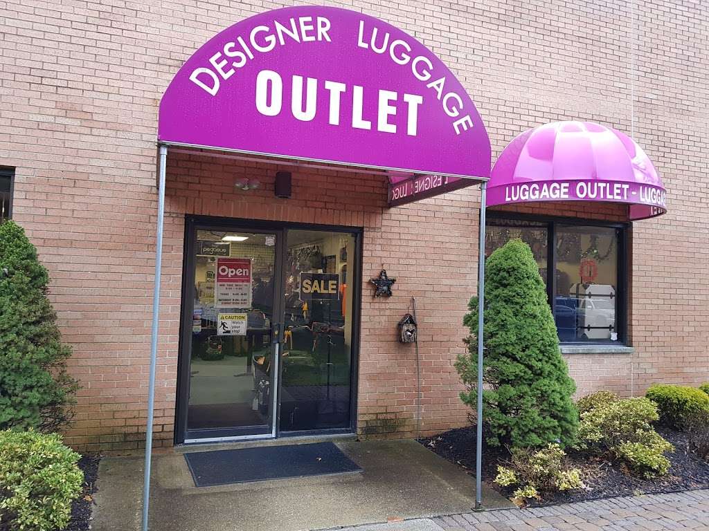 Designer Luggage Outlet | 22 Riverview Dr, Wayne, NJ 07470, USA | Phone: (973) 812-5010