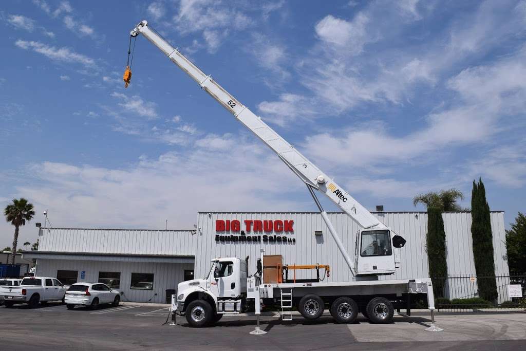 Big Truck & Equipment Sales | 14557 Randall Ave, Fontana, CA 92335 | Phone: (909) 600-7555