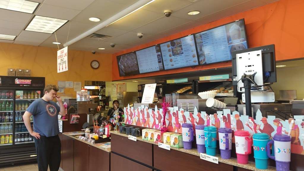 Dunkin | 7240 W Devon Ave, Chicago, IL 60631, USA | Phone: (773) 775-7525