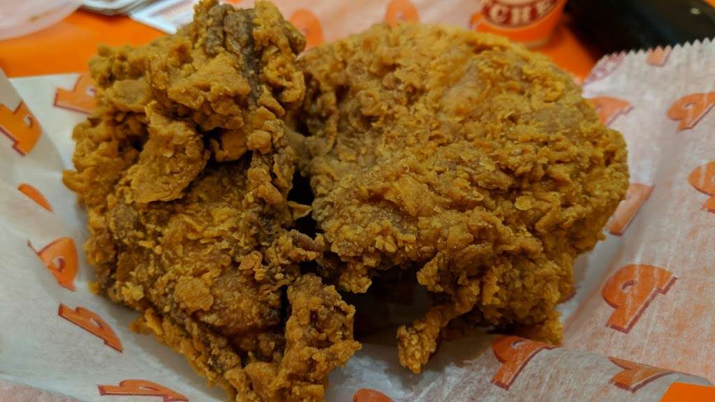 Popeyes Louisiana Kitchen | 17718 Bulverde Rd, San Antonio, TX 78259, USA | Phone: (210) 494-2699