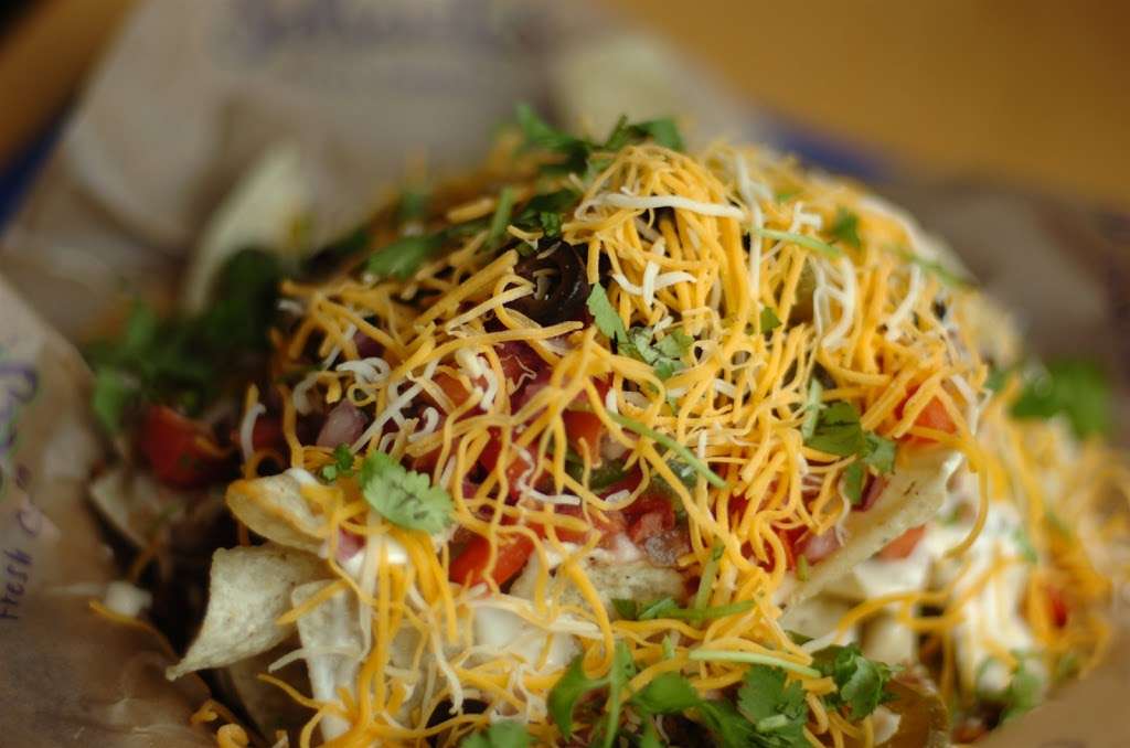 Salsaritas Fresh Mexican Grill | 1000 Lowes Blvd, Mooresville, NC 28115, USA | Phone: (704) 757-1595