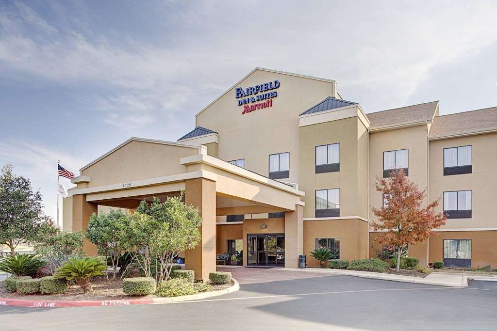 Fairfield Inn & Suites by Marriott San Antonio SeaWorld®/Westove | 4026 Wiseman Blvd, San Antonio, TX 78251, USA | Phone: (210) 682-6800