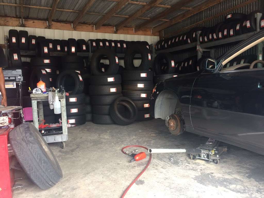 Naranis Inspections & tire service | 1333 Almeda Genoa Rd, Houston, TX 77047, USA | Phone: (832) 940-0740