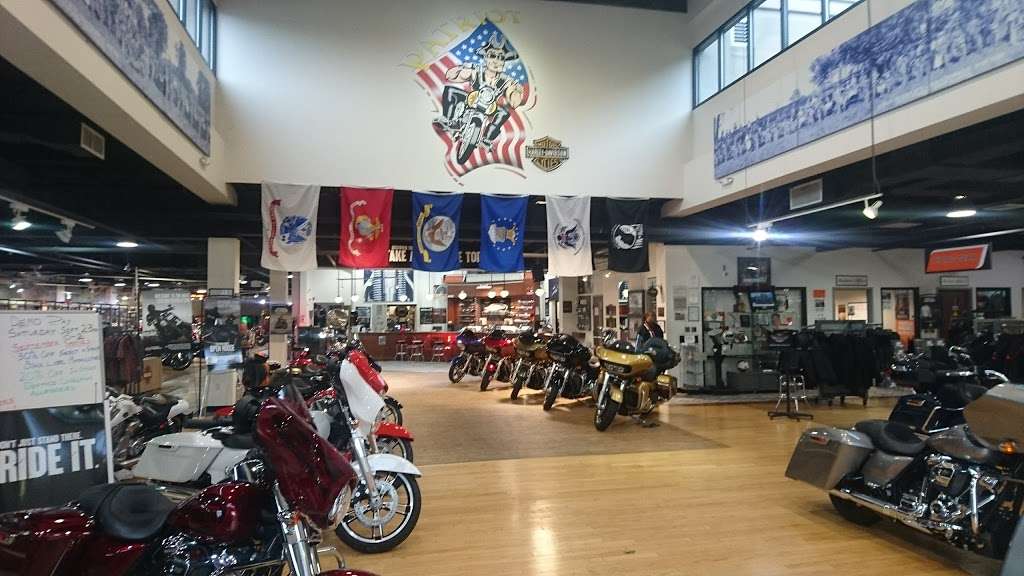 Patriot Harley-Davidson | 9739 Fairfax Blvd, Fairfax, VA 22031 | Phone: (703) 352-5400