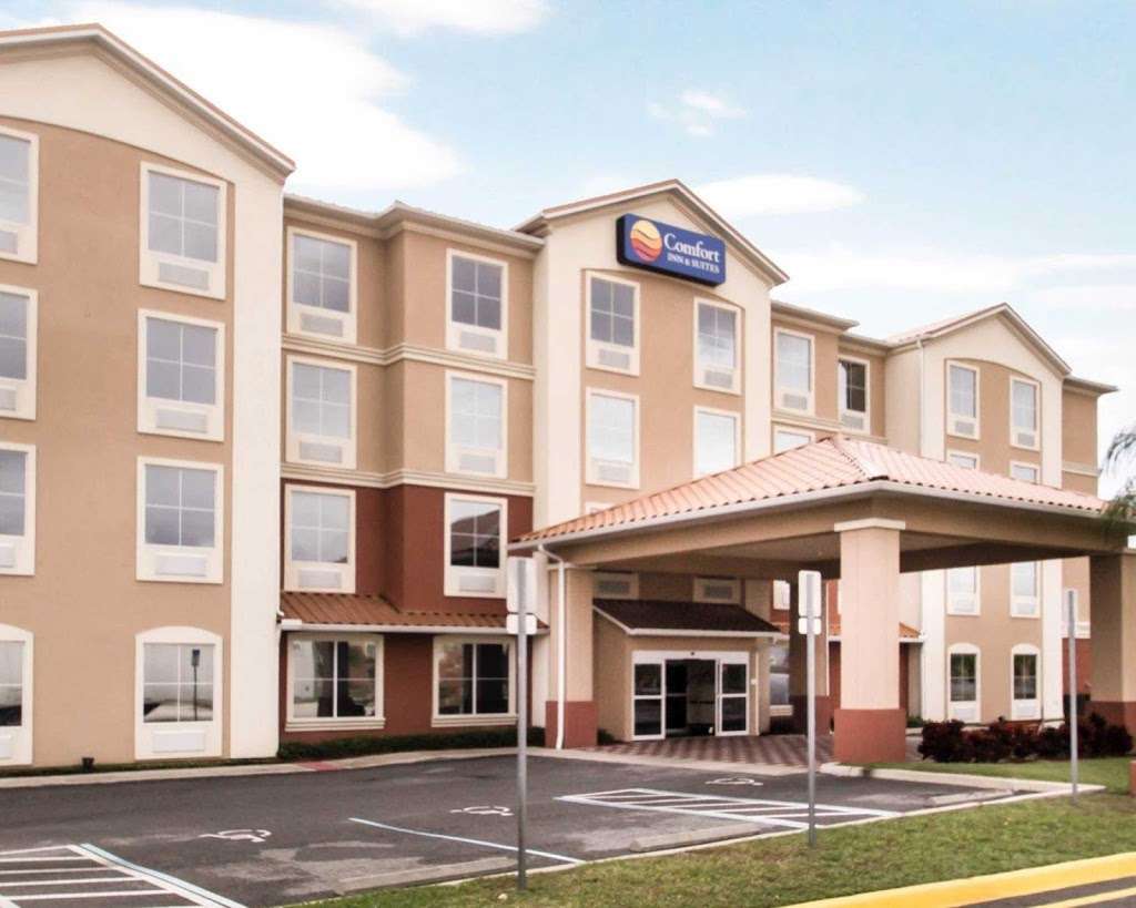 Comfort Inn & Suites Maingate South | 4095 Hotel Dr, Davenport, FL 33897, USA | Phone: (863) 353-4510