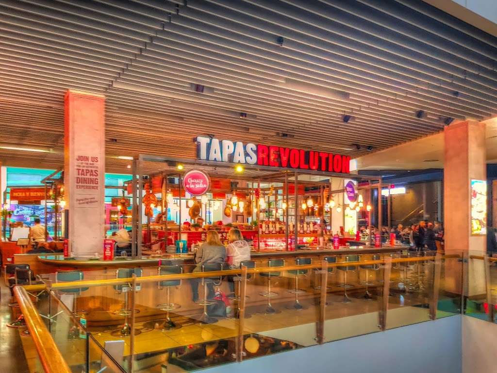 Tapas Revolution | Upper Mall, Bluewater Pkwy, Greenhithe, Dartford, Greenhithe DA9 9ST, UK | Phone: 01322 381817