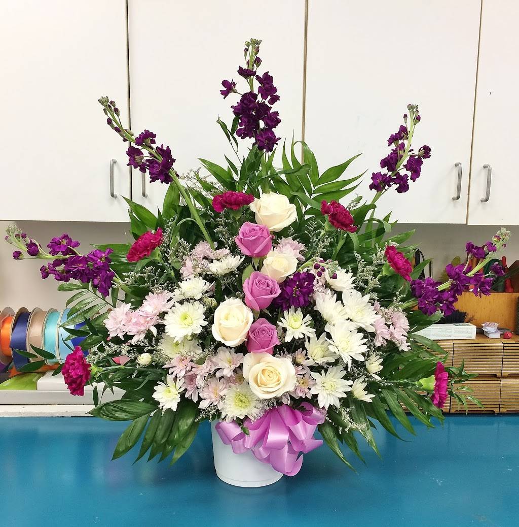 Deep Creek Floral | 1156 George Washington Hwy N, Chesapeake, VA 23323, USA | Phone: (757) 485-7434