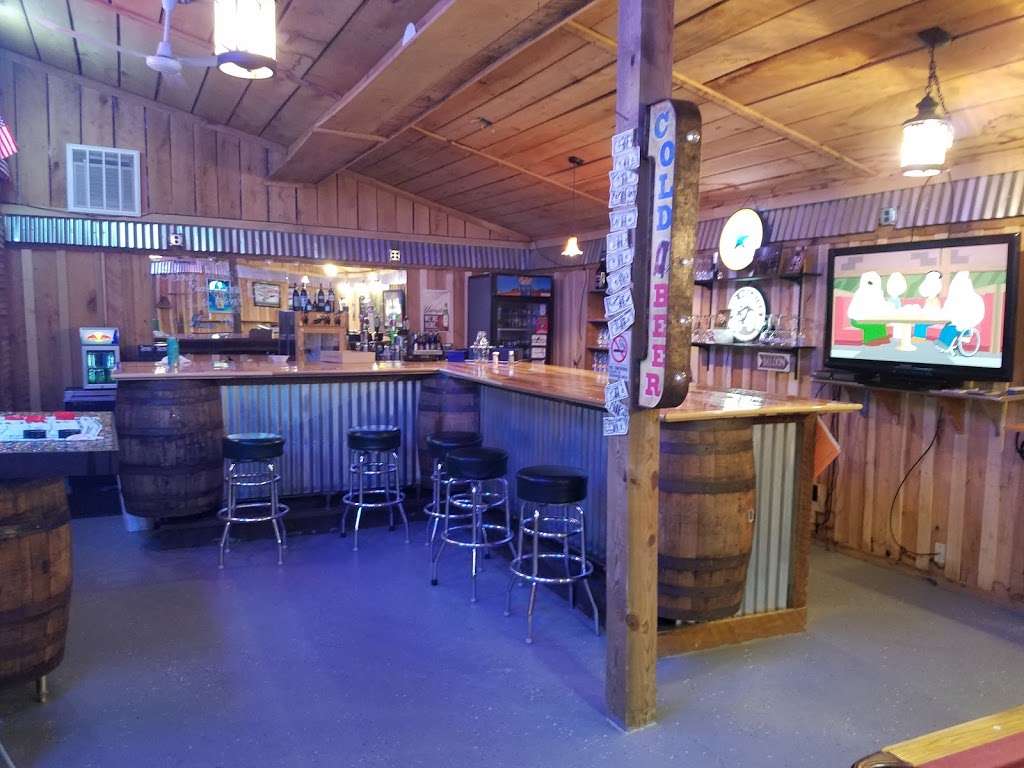 End Of Trail Restaurant and bar | 4646 IN-135, Nashville, IN 47448, USA | Phone: (812) 988-1385