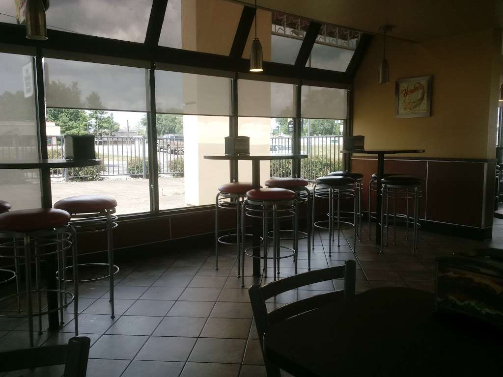 Hardees | 589 IN-39 Bypass, Martinsville, IN 46151, USA | Phone: (765) 342-5811