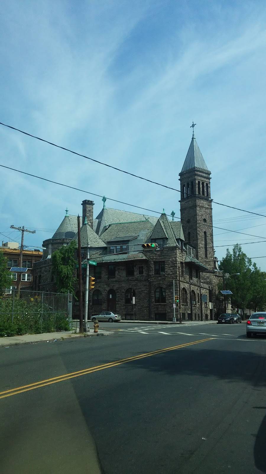 St Columbas Church | 25 Thomas St, Newark, NJ 07114 | Phone: (973) 622-7712