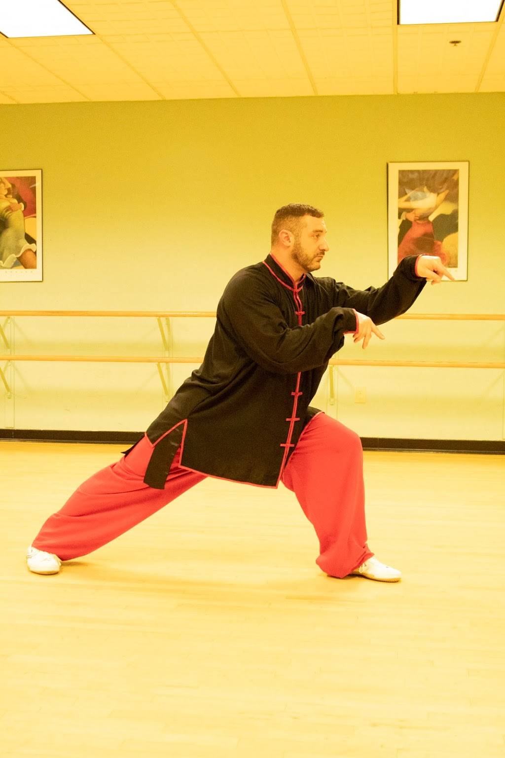 Aun Loon Gwan Kung Fu and Tai Chi School | 3600 Dutchmans Ln, Louisville, KY 40205, USA | Phone: (502) 797-1414