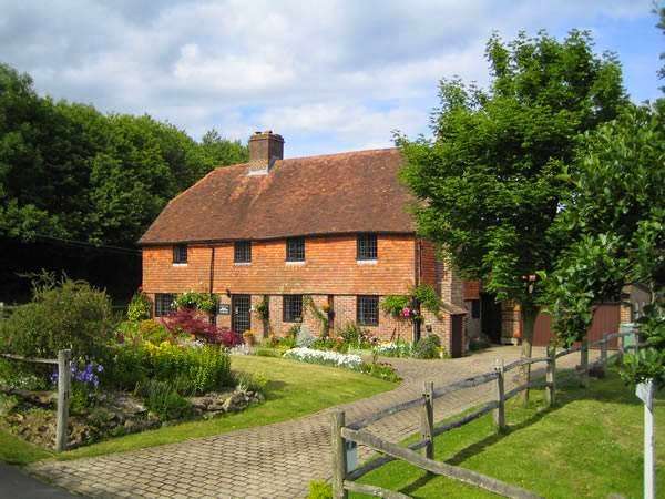 Hononton Cottage Bed and Breakfast | Simon Marston, Palmers Green Ln, Brenchley, Tonbridge TN12 7BJ, UK | Phone: 01892 722483