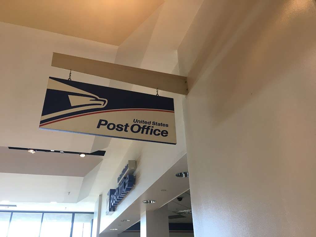 United States Postal Service | 2200 Eastridge Loop #1062, San Jose, CA 95122 | Phone: (800) 275-8777