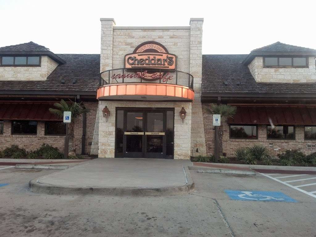 Cheddars Scratch Kitchen | 4590 S Dupont Hwy, Dover, DE 19901, USA | Phone: (302) 698-3270