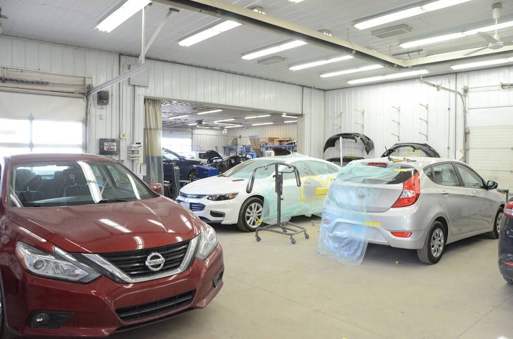 Crystal Auto Body | 8722 N Granville Rd, Milwaukee, WI 53224, USA | Phone: (414) 355-6647