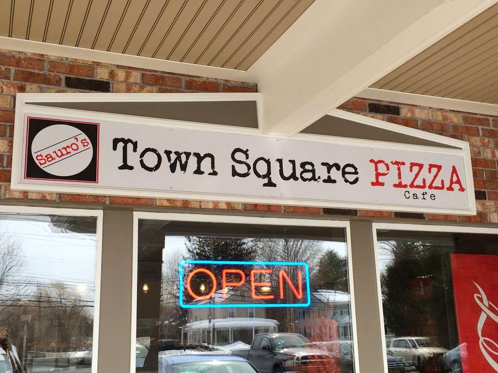 Sauros Town Square Pizza Cafe | 1072 NY-311, Patterson, NY 12563, USA | Phone: (845) 319-6363