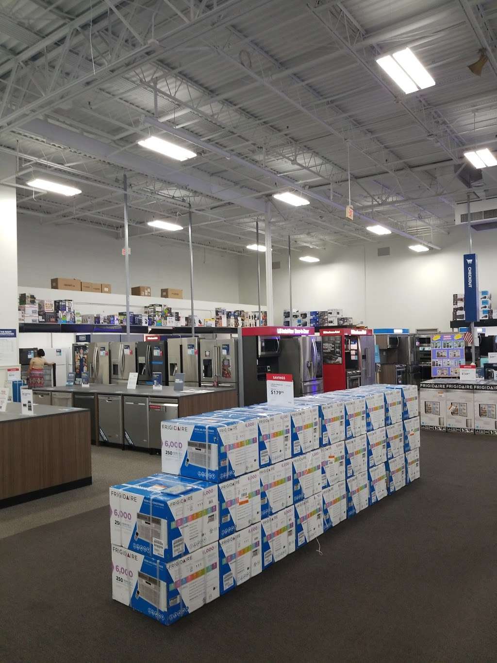 Best Buy Outlet, 7602 S Cicero Ave, Burbank, IL, Photography - MapQuest