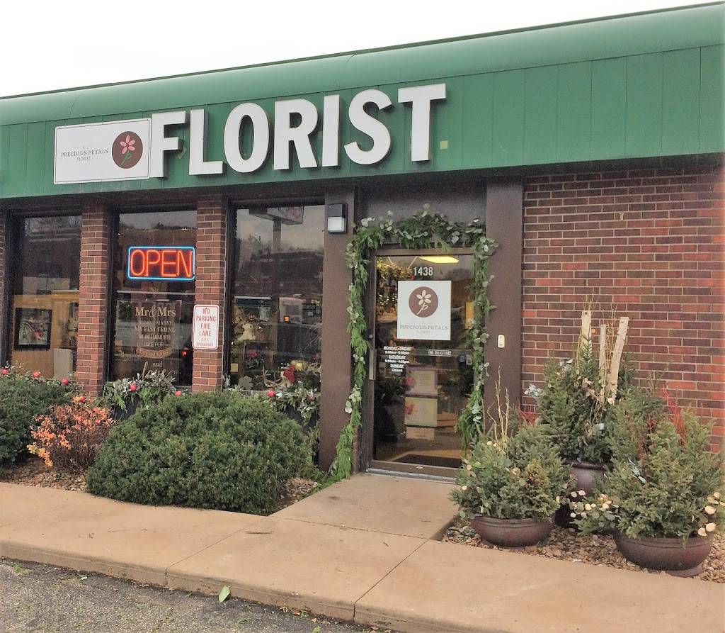 A Precious Petals Florist | 1438 S Robert St, West St Paul, MN 55118 | Phone: (651) 451-2394