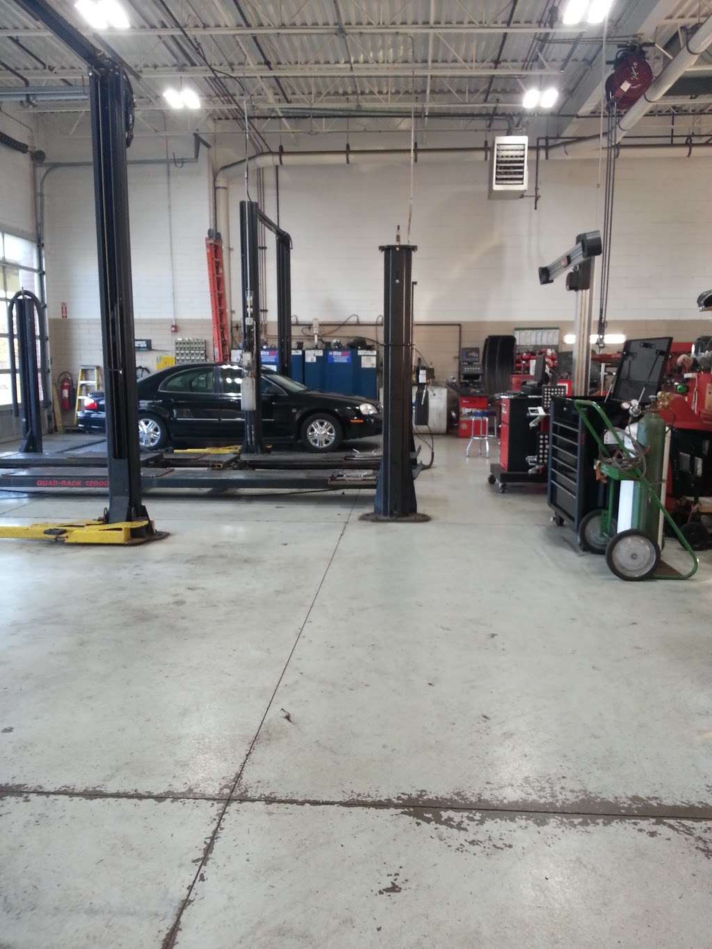 Car-X Tire & Auto | 202 Genesis Way, North Aurora, IL 60542, USA | Phone: (630) 907-4555