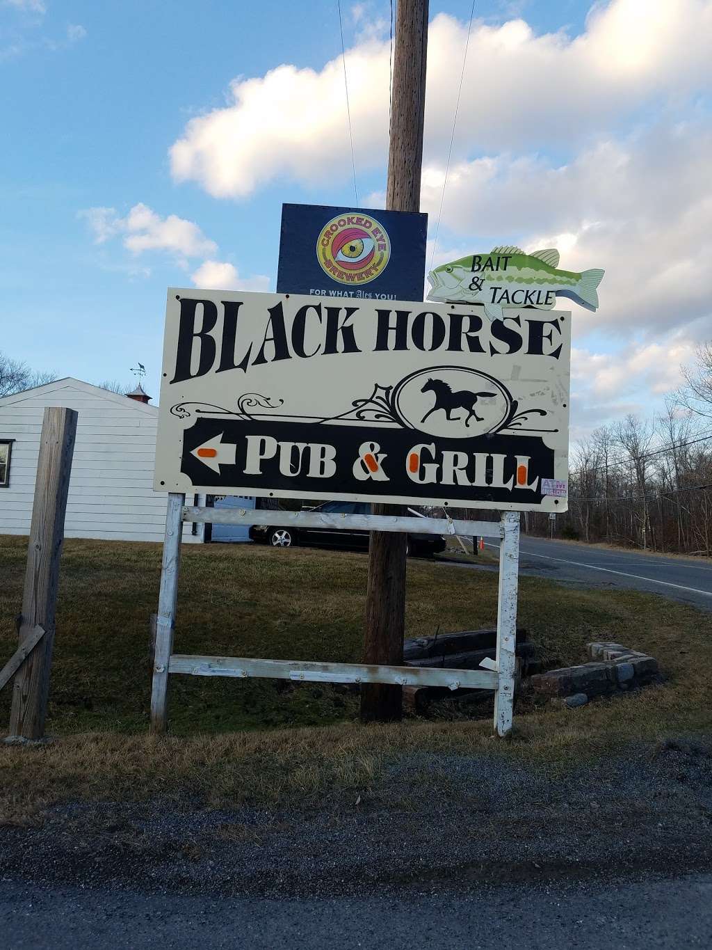 Black Horse Pub and Grill | 116 Blackhorse St, Tobyhanna, PA 18466, USA | Phone: (570) 216-2599