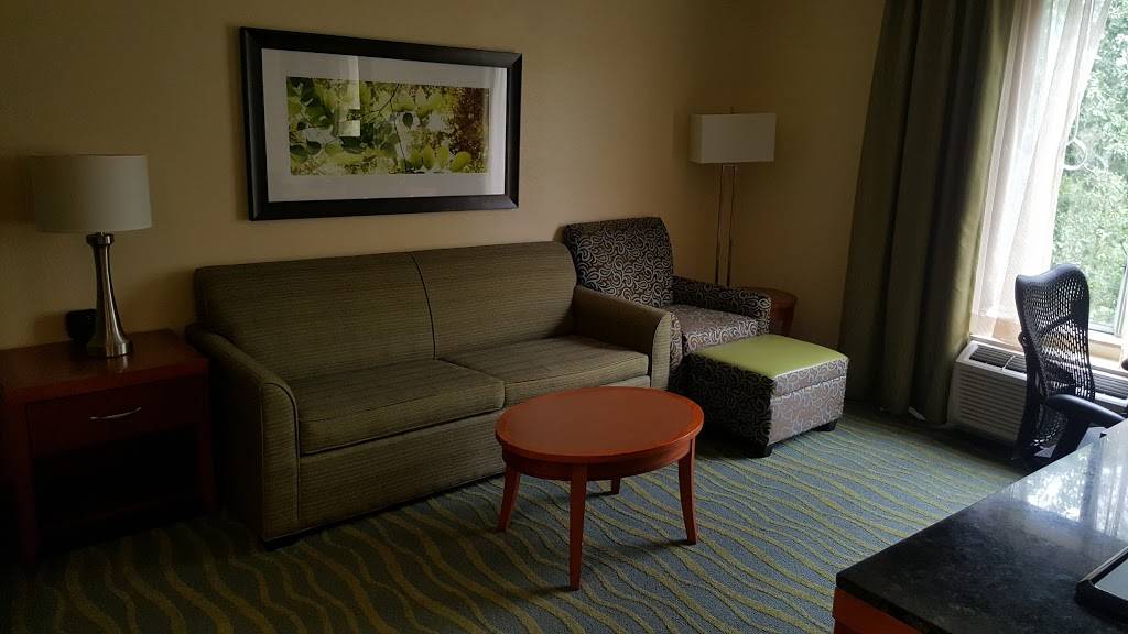 Hilton Garden Inn Birmingham SE/Liberty Park | 2090 Urban Center Pkwy, Birmingham, AL 35242, USA | Phone: (205) 503-5220