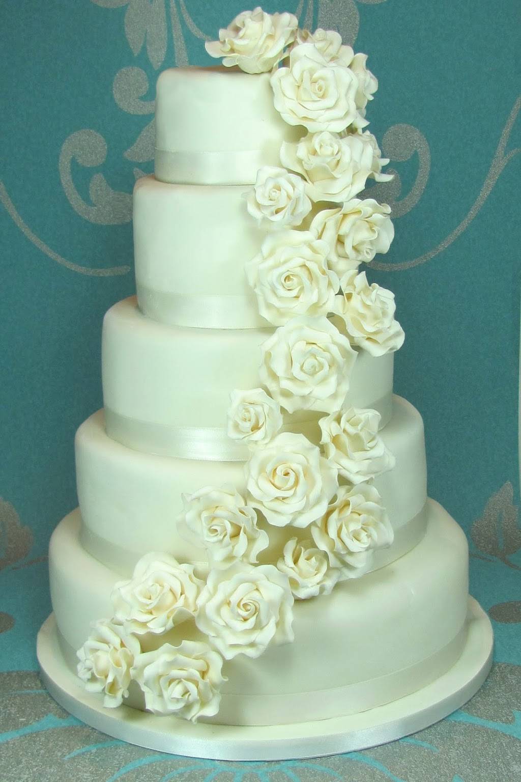 Creative Cakes and Special Dates | 6040 Hendrix Ln, Mableton, GA 30126, USA | Phone: (770) 672-6294