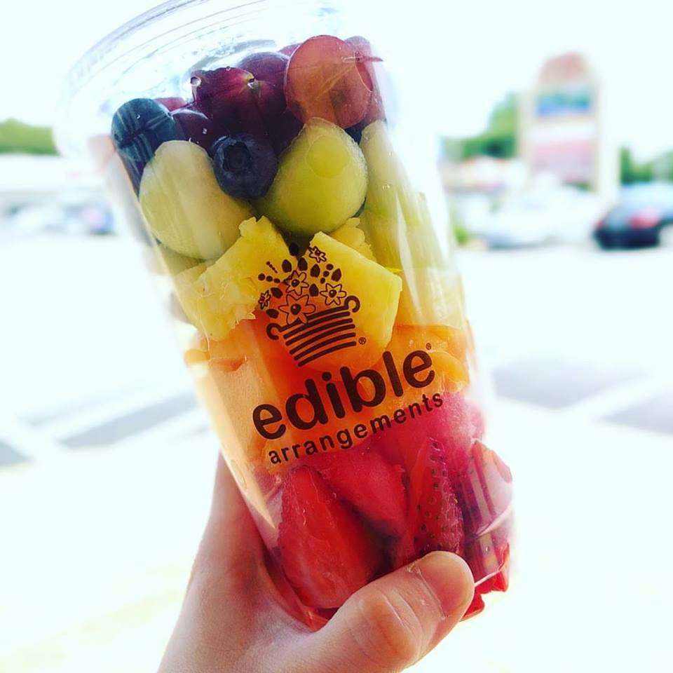 Edible Arrangements | 679 Washington St, South Attleboro, MA 02703, USA | Phone: (508) 399-6111