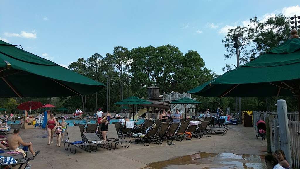 Meadow Pool Snack Bar | 4510 Fort Wilderness Trail, Orlando, FL 32836, USA